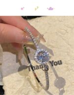 Big sparkle round diamond bracelet - buckle version - Image 2