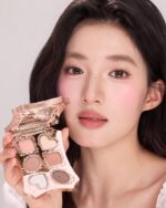 Flower Knows Bunny Garden 6-Color Makeup Palette - Image 5