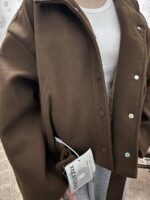 Women’s woollen jumper with a classic checked pattern and a stand-up collar, pieced together from different sections, from the Autumn/Winter 2025 collection; Korean-style, loose-fitting, casual, cropped, fashionable. - Image 9