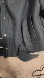 Women’s woollen jumper with a classic checked pattern and a stand-up collar, pieced together from different sections, from the Autumn/Winter 2025 collection; Korean-style, loose-fitting, casual, cropped, fashionable. - Image 16